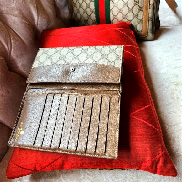 Gucci Monogram wallet - Picture 5 of 8